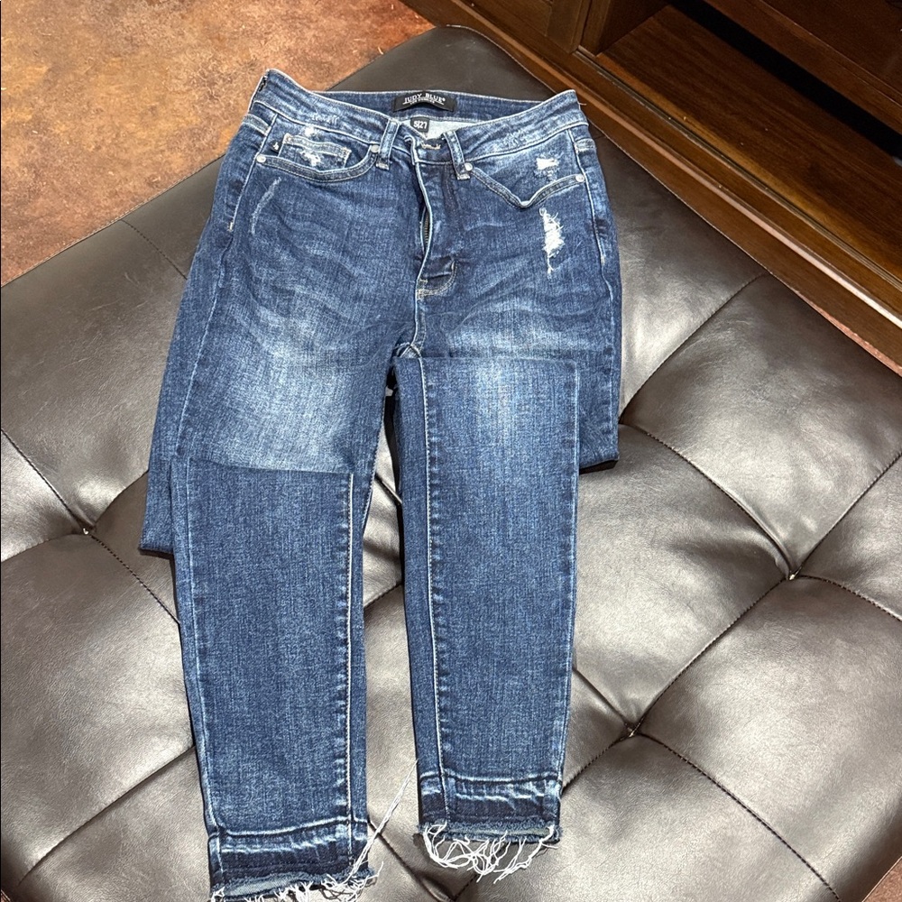 Stylish Blue Distressed Women's Judy Blue Jeans